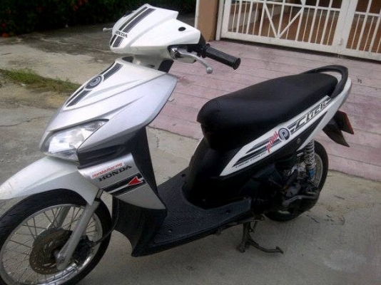 ขาย honda คลิก สภาพเดิมๆๆพร้อมใช้ราคาถูกๆๆ 11000 บาท