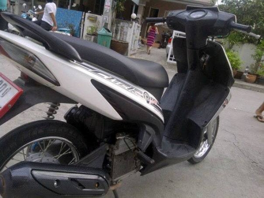 ขาย honda คลิก สภาพเดิมๆๆพร้อมใช้ราคาถูกๆๆ 11000 บาท