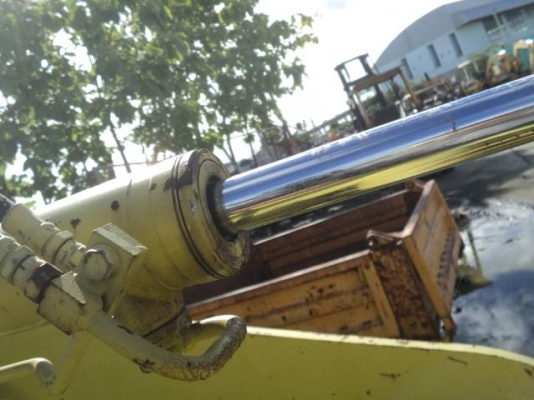 รถตัก ราคาถูก MITSUBISHI WS300A นำเข้า สภาพเดิมๆ สวยๆ พร้อมใช้งาน 390,000 บาท