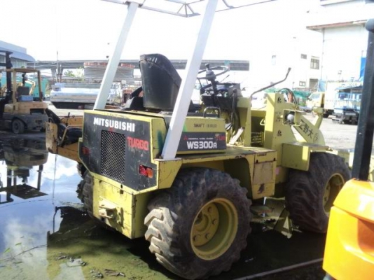 รถตัก ราคาถูก MITSUBISHI WS300A นำเข้า สภาพเดิมๆ สวยๆ พร้อมใช้งาน 390,000 บาท