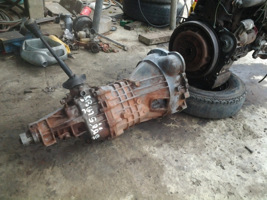 JOECLASSIC..ขายเครื่องอีซูซุจีมินี่ดีเซล 5 เกียร์ ประหยัดยกเครื่องลงใช้งานได้เลยเครื่อง+เกียร์ขาย12500..สนใจโทรสอบฤามได้เลย