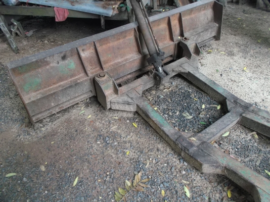 ขายรถไถ