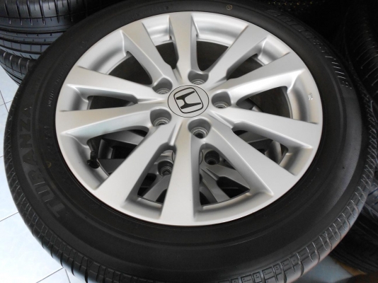 ขายล้อแม็ก New Honda Civic ขอบ 16 พร้อมยางบริดสโตนป้ายแดงปลายปี 12/เทิร์นได้-ใส่ฟรีค่ะ