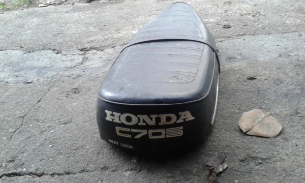 ขายเครื่องคาวาซากิ คาเซ่130cc ชุดไฟครบกล่องไฟสายไฟครบ//และขายรถดีแทกเกอร์150ccรถไม่ถึงปี