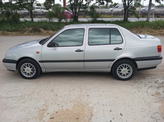 ขาย VOLKSWAGEN VENTO 1.8 AUTO ใช้แก๊ส/น้ำมัน พึ่งติดมา 6 เดือน ประหยัดมาก ขาย VOLKSWAGEN VENTO 1.8 AUTO ใช้แก๊ส/น้ำมัน พึ่งติดมา 6 เดือน ประหยัดมาก
