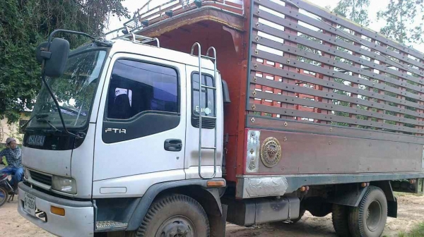 Isuzu FTR33 Deca 195 6HH1 ห้างแท้ มัดจำแล้ว 10000 โดยเสี่ยทัช ชุมแพครับ