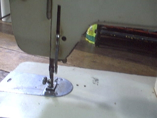 ขายจักรเย็บผ้าซิกแซกโบราณของเบ๊นซ์