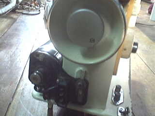 ขายจักรเย็บผ้าซิกแซกโบราณของเบ๊นซ์