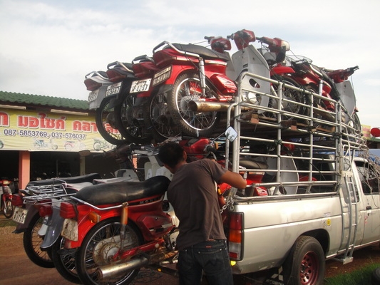มาแล้วครับพี่น้อง ฮอนด้าดรีม คุรุสภา สภาพสวย พร้อมใช้งาน ( ทะเบียนพร้อมชุดโอน ) มาแล้วครับพี่น้อง ฮอนด้าดรีม คุรุสภา สภาพสวย พร้อมใช้งาน ( ทะเบียนพร้อมชุดโอน )