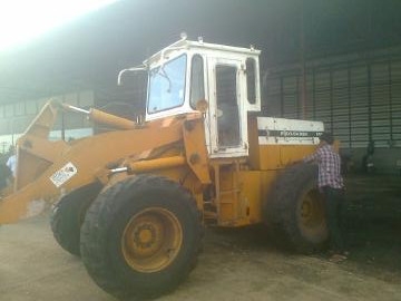 รถตักเอวอ่อน KOMATSU 510 พร้อมใช้