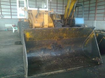 รถตักเอวอ่อน KOMATSU 510 พร้อมใช้ รถตักเอวอ่อน KOMATSU 510 พร้อมใช้
