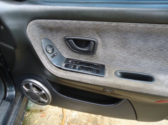 ขายรถฮุนได โซนาต้า เกียร์ออโต้ ,มีทะเบียน พร้อมเอกสารการโอน สภาพตามรูปจริงทั้งหมด รถจอดอยู่ต้องเปลี่ยนวาวล์เพราะวาวล์คด สามตัว นอกนั้นใช้งานได้หมด ซ่อมแล้วขับได้เลย  สายพานราวลิ้นเพิ่งเปลี่ยน ช่วงล่างดี นิ่มๆ ติดตั้งแก๊สLPG เรียบร้อยแล้ว ใหม่ๆครับ ราคา แค