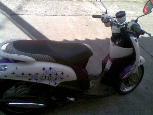 Yamaha Fino สีม่วงขาว ปี 55
