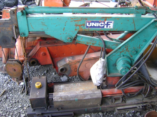 ขายเครน UNIC 1  ตัน  ด่วน!