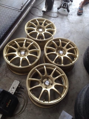 ขายล้อADVAN RZ ขอบ16 กว้าง7 4/100 สีทอง สภาพกิบๆ ถูกๆ พร้อมยาง 9500