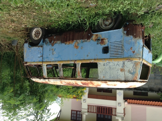 หน้า..v..ทรงสวยซาฟารีผุพื้นและด้านหน้าของตามสภาพคับ..(ไม่มีทะเบียนคับ)..ราคานี้พร้อมส่งให้คับ