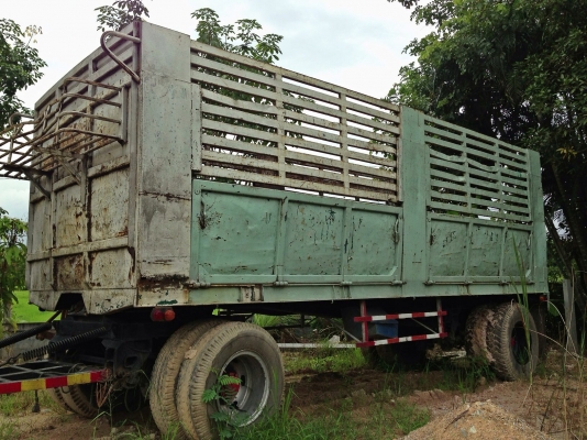 ขายลูกพ่วง