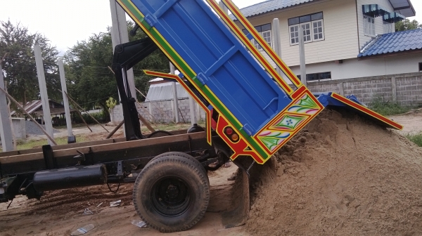 ISUZU NPR120 HP เครื่องดีมาก ดั้มต่อใหม่เอื่่ยมยาว3.8เมตร รถสวยมากนะครับ แคซซีสวยไม่มีผุ หัวไม่ผุรถพร้อมใช้มากๆ