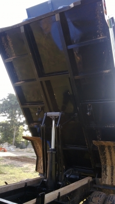 ISUZU NPR120 HP เครื่องดีมาก ดั้มต่อใหม่เอื่่ยมยาว3.8เมตร รถสวยมากนะครับ แคซซีสวยไม่มีผุ หัวไม่ผุรถพร้อมใช้มากๆ