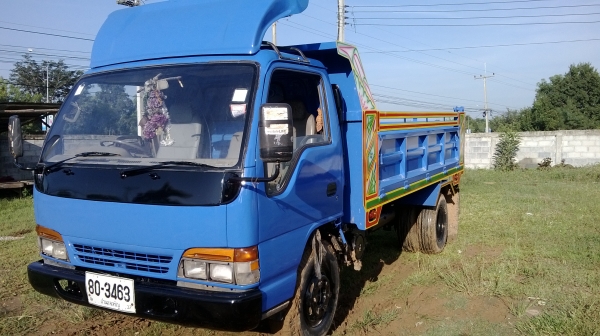 ISUZU NPR120 HP เครื่องดีมาก ดั้มต่อใหม่เอื่่ยมยาว3.8เมตร รถสวยมากนะครับ แคซซีสวยไม่มีผุ หัวไม่ผุรถพร้อมใช้มากๆ