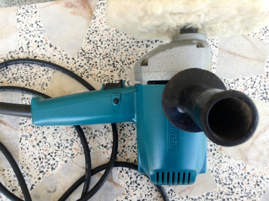 ขายเครื่องขัดสี รอบ2000 ยี่ห้อมากีต้า รุ่น 9218B