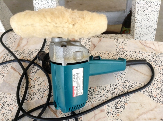 ขายเครื่องขัดสี รอบ2000 ยี่ห้อมากีต้า รุ่น 9218B