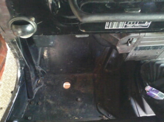 jeep mizsubichi  j53 1982 ที่พัลุง มีอินวอย