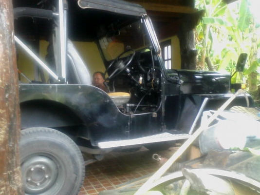 jeep mizsubichi  j53 1982 ที่พัลุง มีอินวอย