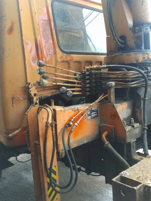 ขายรถหกล้อติดเครน แซซซี่สวย เครน 3ตัน 3 ชัก เครื่องแน่นแรงดีเงียบมาก เติมน้ำมันขับกลับได้เลย