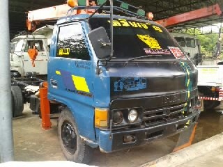 ขายหกล้อ ISUZU110แรง ติคเครน UNIC 3ตัน รถสวยพร้อมใช้ เอกสารทะเบียนชุดโอนพร้อม กะบะเหล็กครับยังไม่ได้ยกใส่