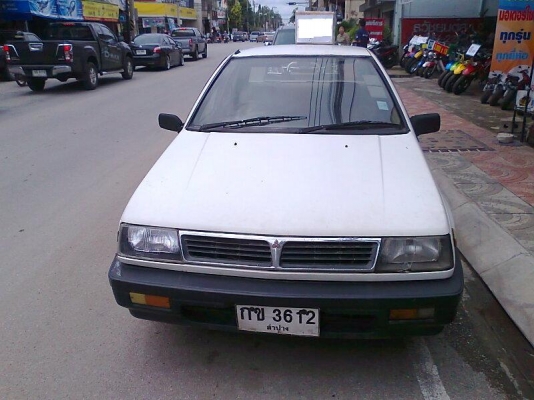 รถเก๋ง MITSUBISHI CHAMP2 ปี 31 รถพร้อมใช้ มีแอร์ คัสซีสวย มีทะเบียน.ราคาต่อรองได้.