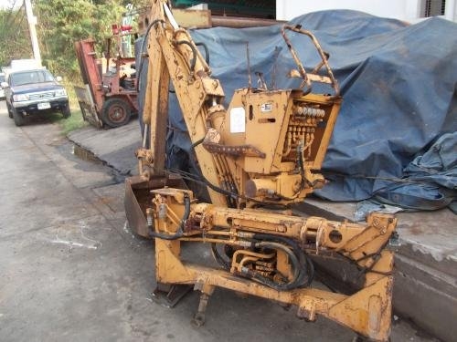 ชุดขุดหลังรถตักล้อยาง KOMATSU พร้อมแท่นถอดได้