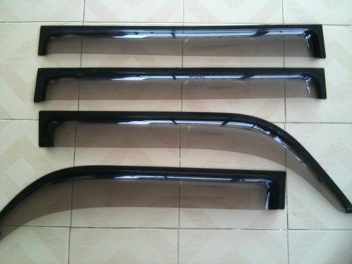 ขาย กันส่าด Toyota BB  นอก