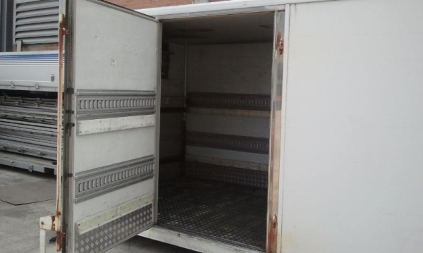 ตู้ิเย็นติดรถ 6 ล้อ MITSUBISHI TDJ430D