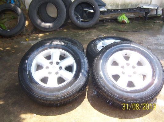 แม็กโตโยต้า ขอบ 17 พร้อมยาง 265 65 17 ปี 09