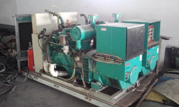เครื่องปั่นไฟ 100KVA/80KW CUMMINS 6BT5.9