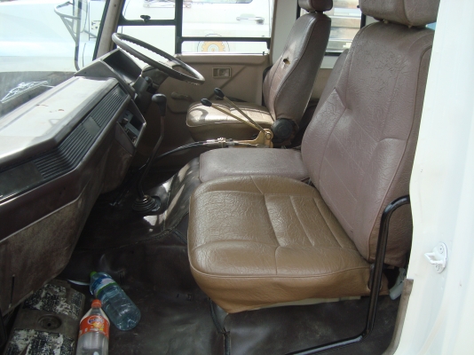 Mitsubishi ทั้งคัน