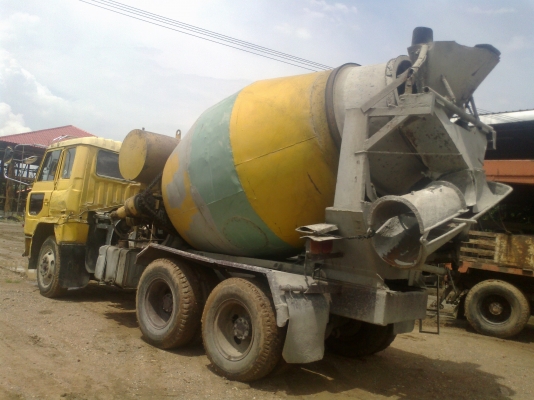 ขายด่วนรถโม่ปูน เครื่อง EK-C ปั๊มไดกิ้น สองเพลา พร้อมใช้ ขายด่วนรถโม่ปูน เครื่อง EK-C ปั๊มไดกิ้น สองเพลา พร้อมใช้