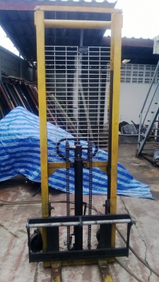 ขายSTACKER ขนาด 1.0 ตัน ยกสูง 1.6 เมตร