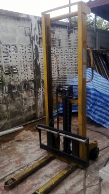 ขายSTACKER ขนาด 1.0 ตัน ยกสูง 1.6 เมตร