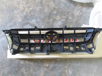 กระจังหน้า Toyota Tiger D4D ของแท้ติดรถ