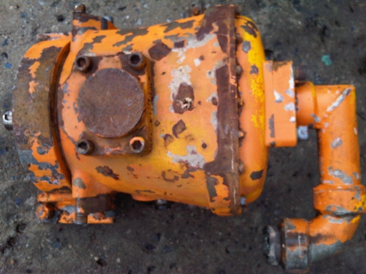 ปั้มน้ำเต้าบ๊อกนิ้ว คู่ รูน้ำมันออกซ้ายขวา