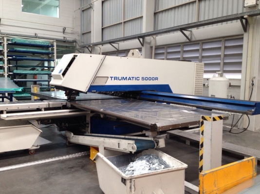 เครื่อง Punching Machine เหล็กแผ่น ระบบสั่งการด้วยคอมพิวเตอร์ ทำงานรวดเร็ว