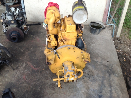 ขายเครื่องโคมัสสุ (komatsu)เก่าญี่ปุ่น 2 สูบ รุ่น 2D94 พร้อมปั้มไฮโดรลิค สภาพสวยมากๆ