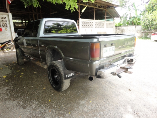 ขาย MAZDA B2500 สภาพสวยมาก ปี 95