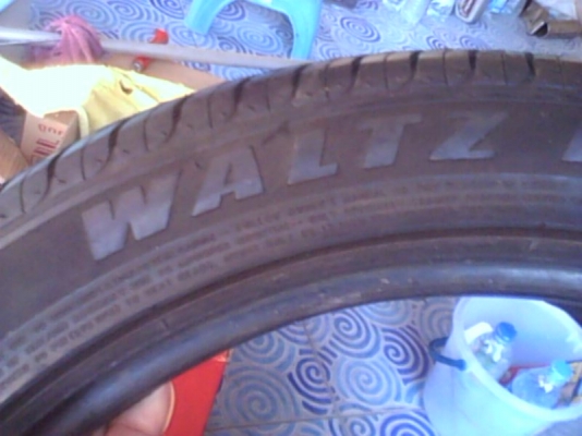 ขายยาง 215/45/17 maxxis 1000 บาท