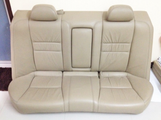 ขายเบาะนั่งหลังพร้อมหมอนรองหัวครบ ACCORD 2003-2006 สภาพสวยๆ