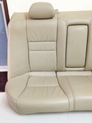 ขายเบาะนั่งหลังพร้อมหมอนรองหัวครบ ACCORD 2003-2006 สภาพสวยๆ