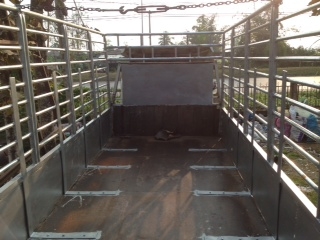 ขายดาวน์หกล้อ hino ด่วน 10,000บาท