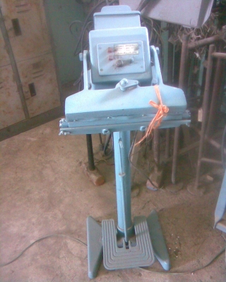 เครื่องติดกาวร้อน